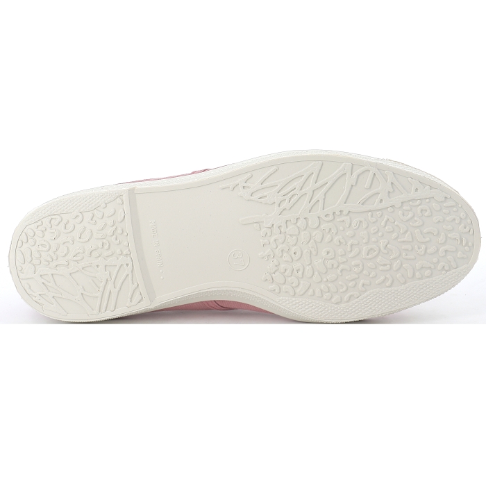 102 Natural world2572706_5