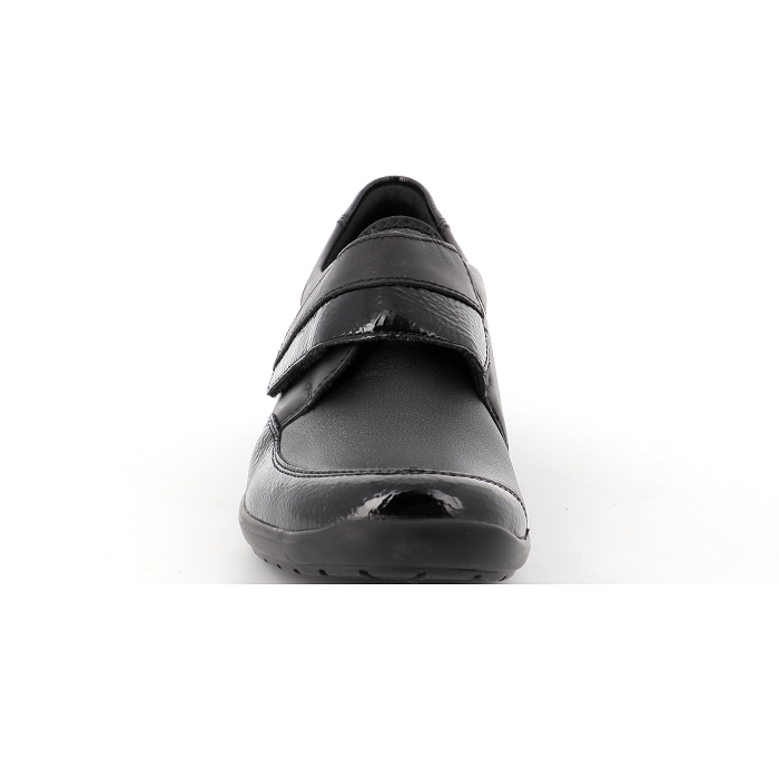  Remonte4091702_3