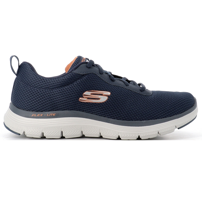  Skechers