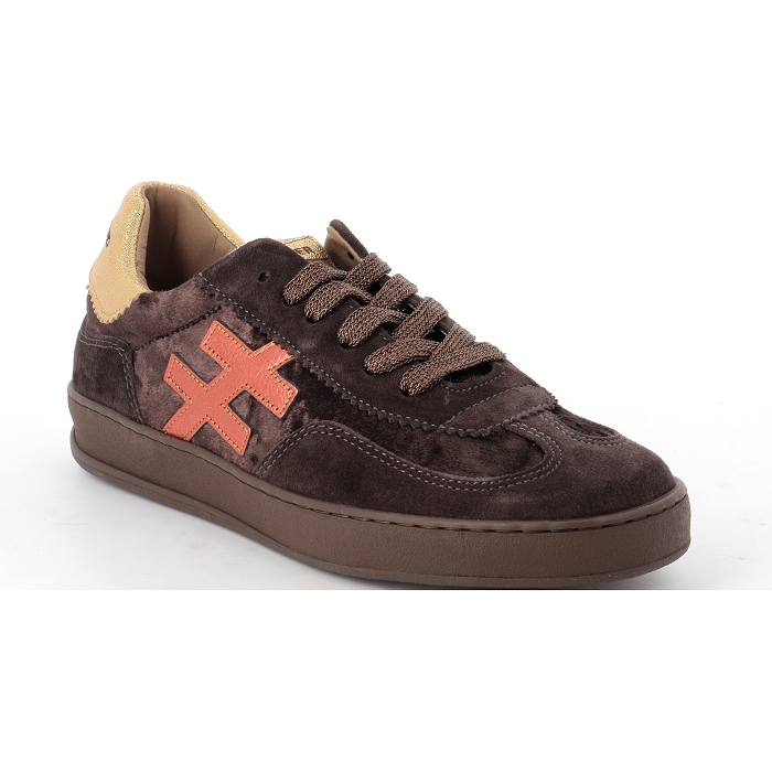 A032 ICONIC Another trend4436006_3