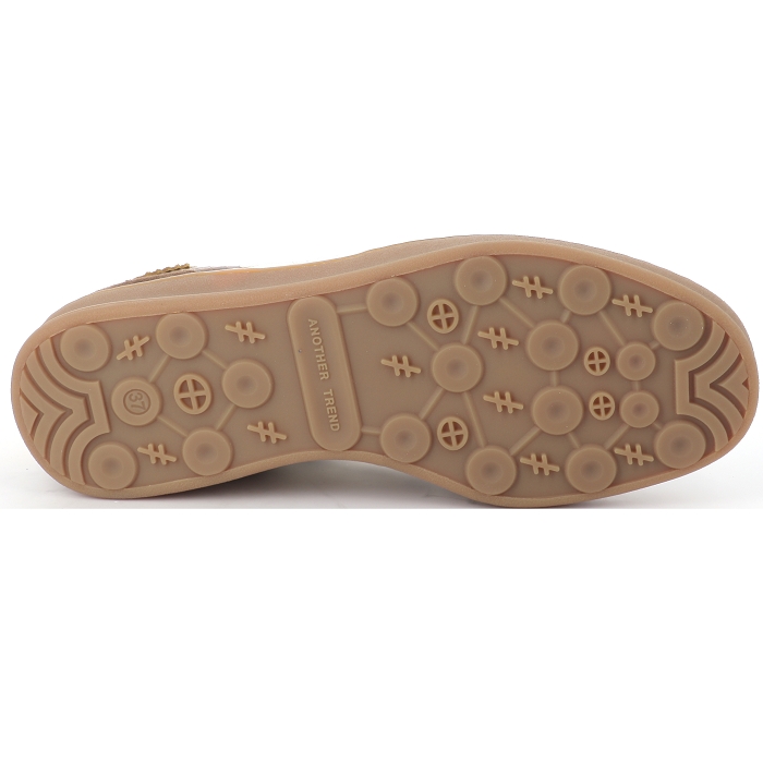 A032 ICONIC Another trend4436009_5