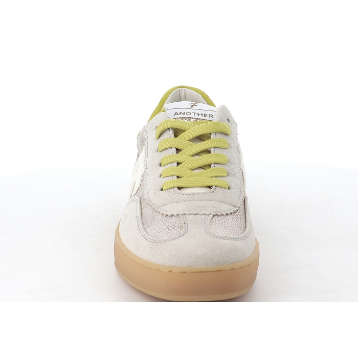 A033 ICONIC Another trend4436012_3