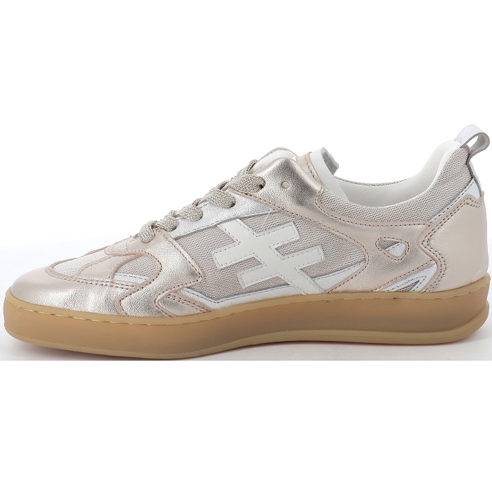 A033 ICONIC Another trend4436015_2