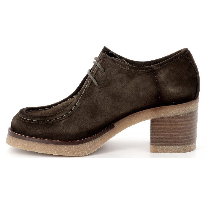 6102 Rock and rose8202502_2