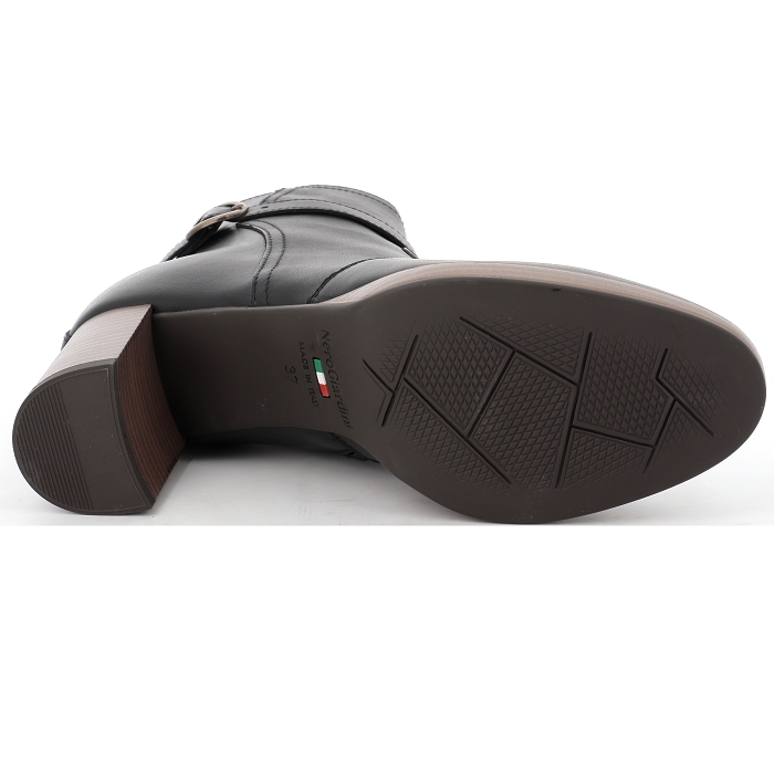 513820 Nero giardini8251301_5