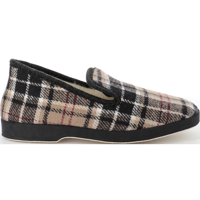 7672 Maison de l espadrille